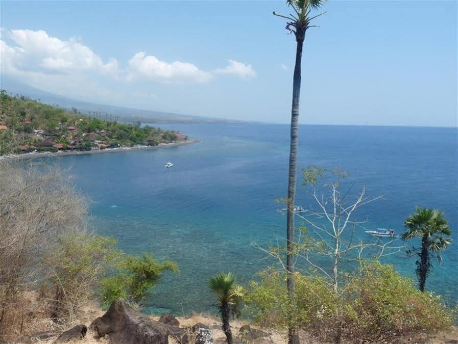 Anugerah Villas Amed Buitenkant foto