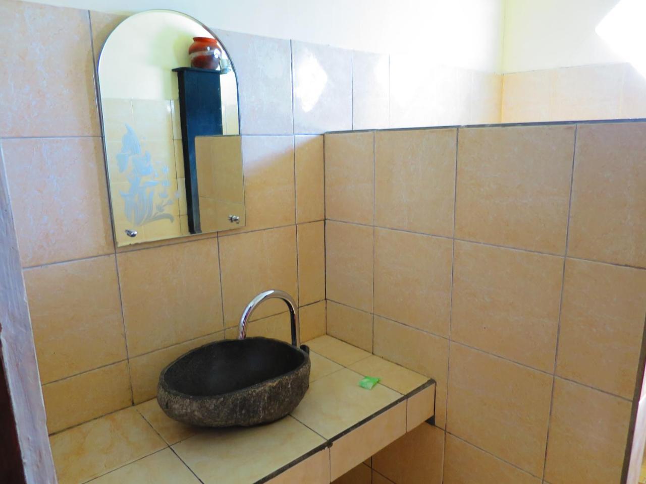 Anugerah Villas Amed Buitenkant foto