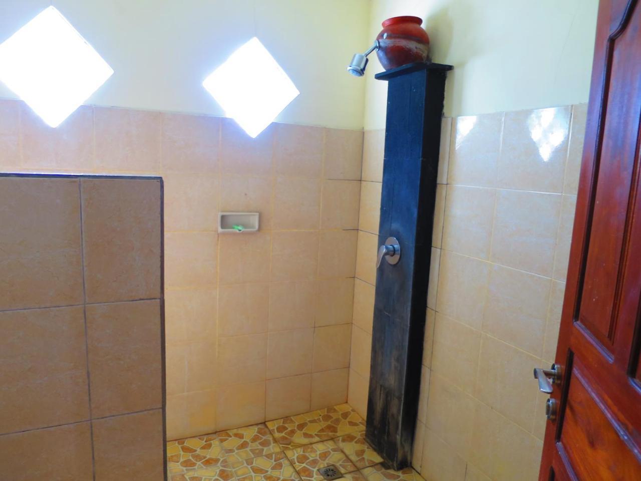 Anugerah Villas Amed Buitenkant foto